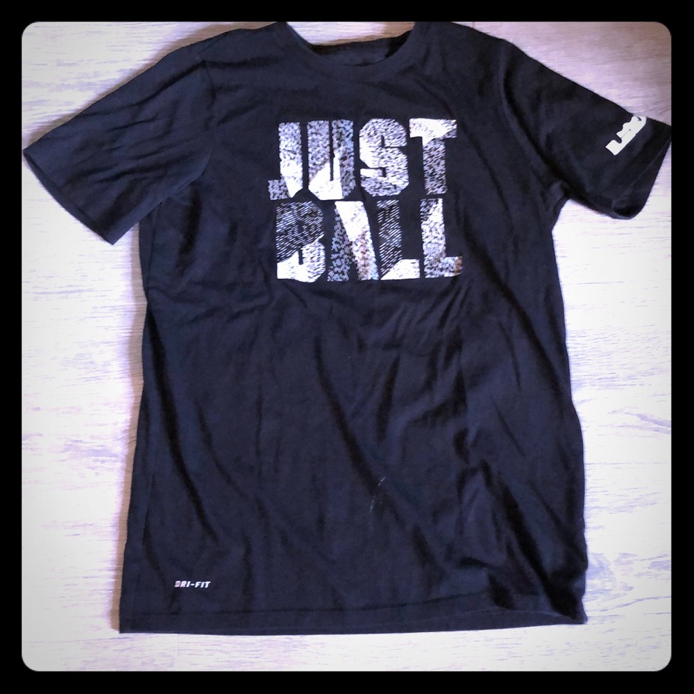 Kids Nike lebron dri-fit T-shirt size large